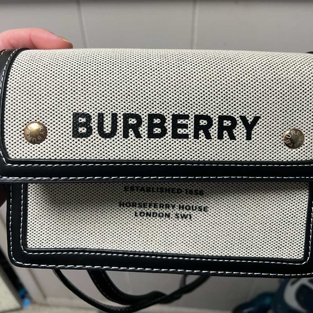 Burberry horse ferry crossbody bag